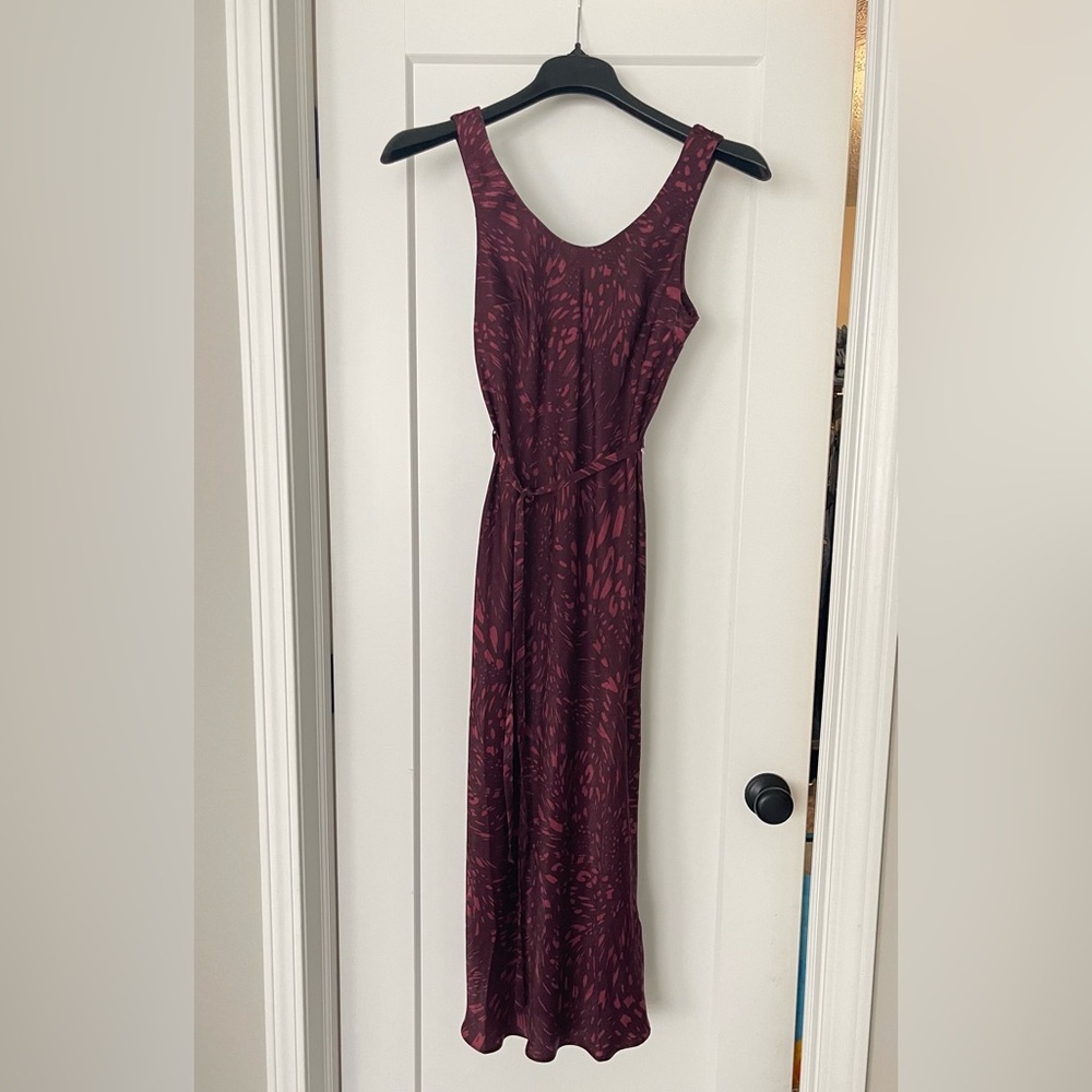 INC dress with removable belt string.  size small. never worn.
